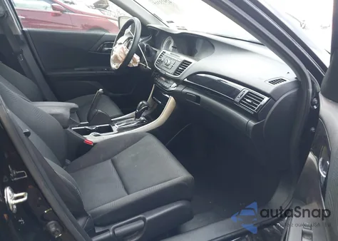 2016 Honda Accord Lx z USA, uszkodzony, nr VIN 1HGCR2F33GA197008